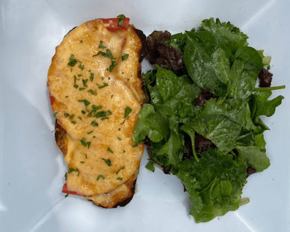 Tomato Tartine (tartine a la tomate)